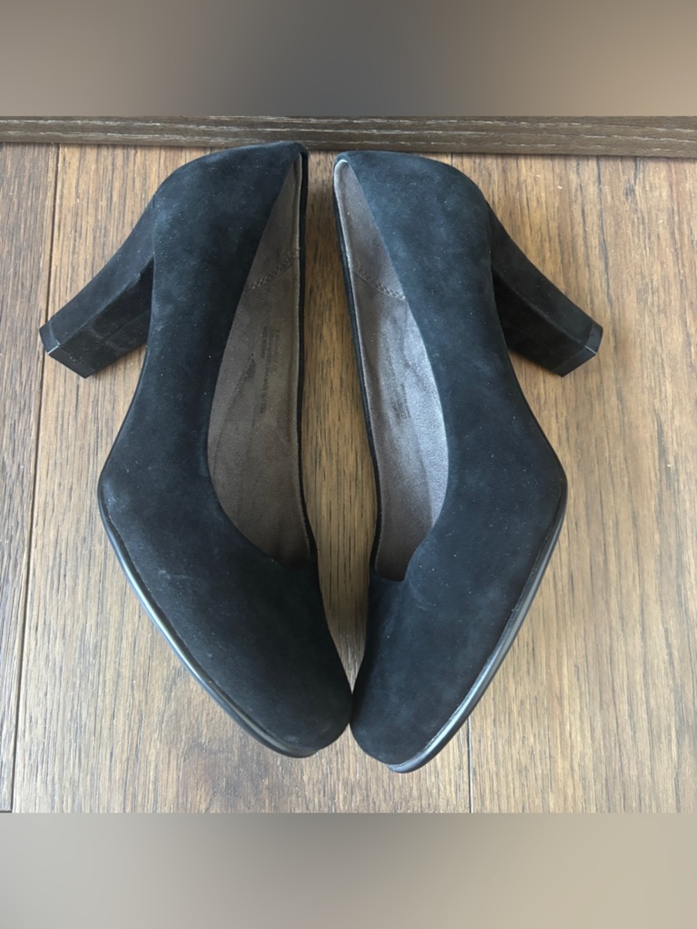 Aerosoles Heelrest Tapestry Black Suede Classic Heels Pumps Women's US 7 - Picture 3 of 9